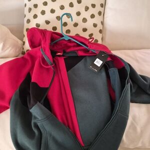 Nike Red and Green Jacket And Sweatpants